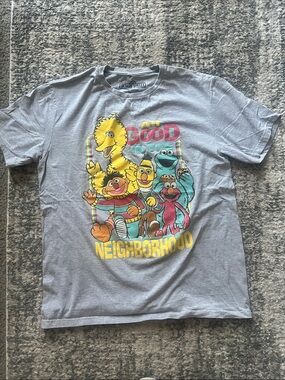 Sesame Street Gray Graphic Tee with Colorful Character Print
